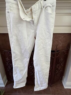Classic Straight White Jeans - Size 33